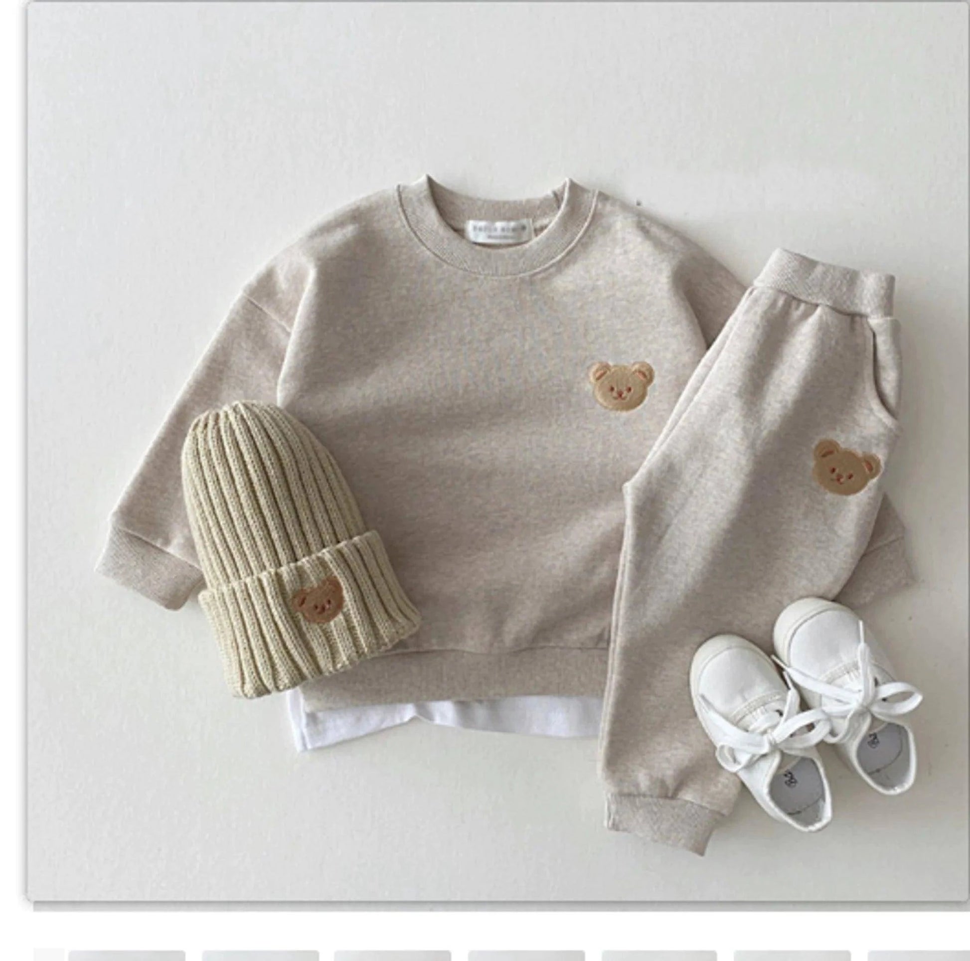 🧸 Unleash Maximum Cuteness: The Bear Sweatshirt Romper That Melts Hearts and Wins Smiles! 😊 - Home Kartz