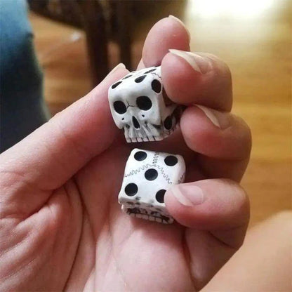 Unleash the Thrill: 1Pcs 6-Sided Skull Dice for Ultimate Game Night Excitement - Home Kartz