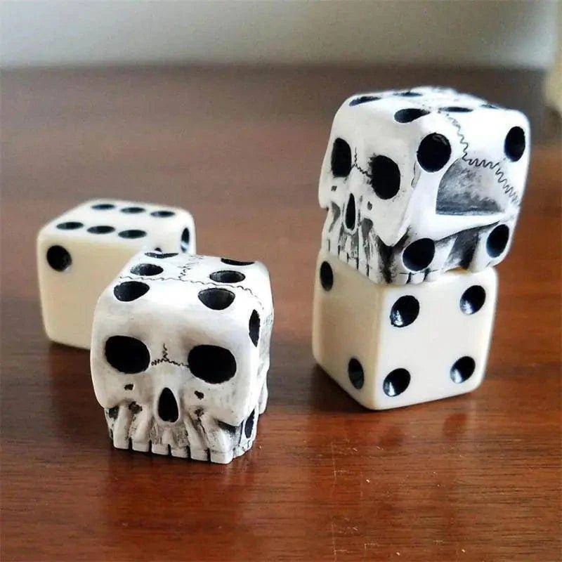 Unleash the Thrill: 1Pcs 6-Sided Skull Dice for Ultimate Game Night Excitement - Home Kartz