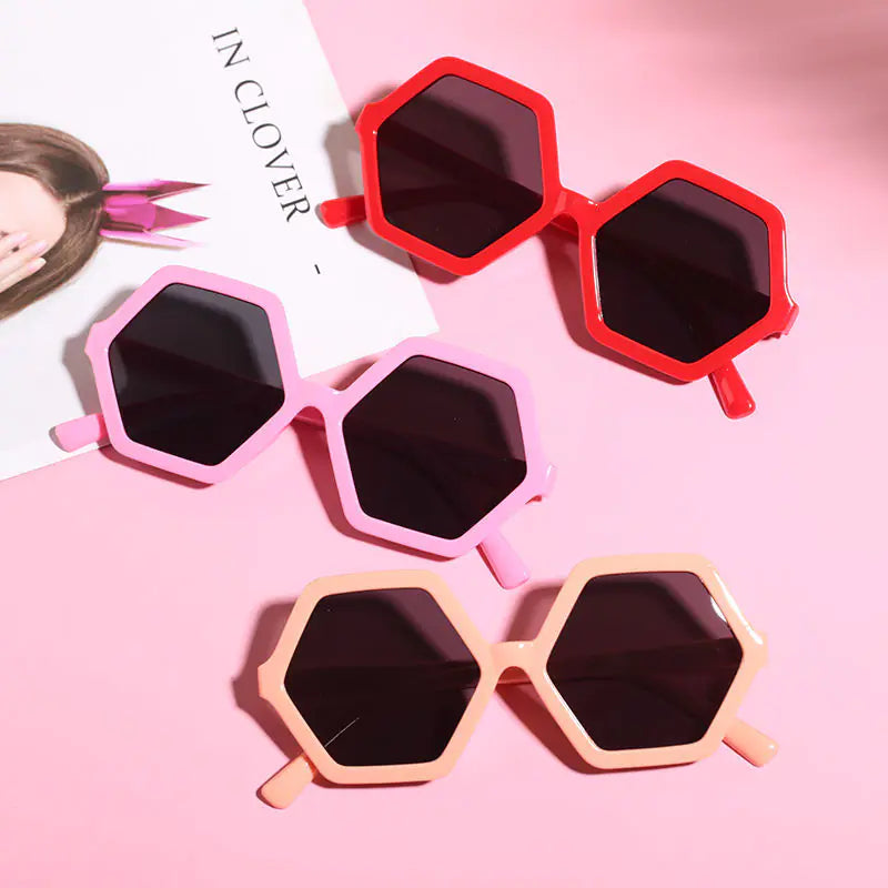 ✨ Stand Out in Style, Shine Safely: Introducing the Trendsetter Polygonal Kids' UV Protection Sunglasses! ✨ - Home Kartz