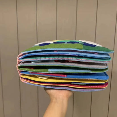Touch, Learn, Explore: Montessori-Style Felt Cloth Book for Early Development! 👶📚