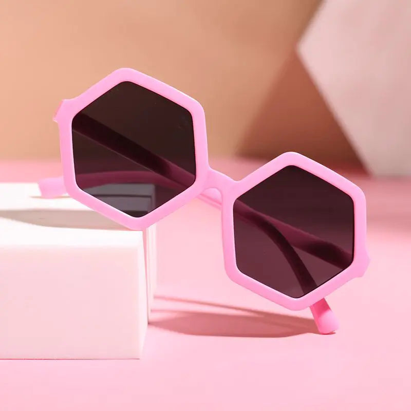 ✨ Stand Out in Style, Shine Safely: Introducing the Trendsetter Polygonal Kids' UV Protection Sunglasses! ✨ - Home Kartz