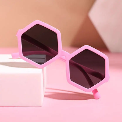 ✨ Stand Out in Style, Shine Safely: Introducing the Trendsetter Polygonal Kids' UV Protection Sunglasses! ✨ - Home Kartz