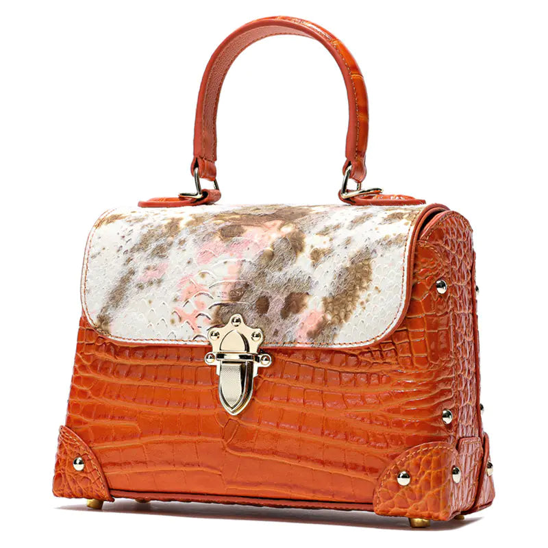Statement Style, Spacious Design: The Ultimate Crocodile-Striped Cowhide Fashion Tote Bag