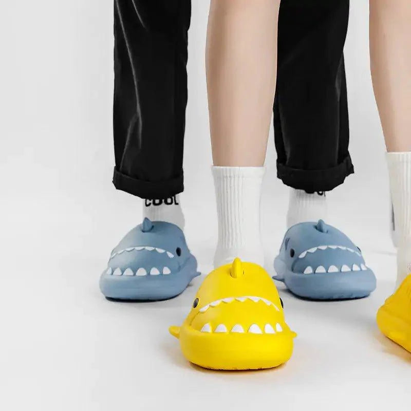 Stay Warm and Stylish This Winter with Cosy Winter Finn Slides! - Home Kartz