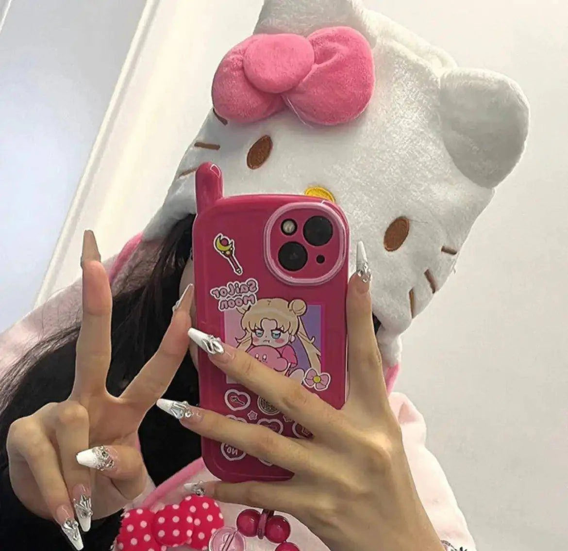 Hello Kitty Wearable Blanket Shawl Cloak – Cozy & Stylish Comfort for All Ages - Home Kartz