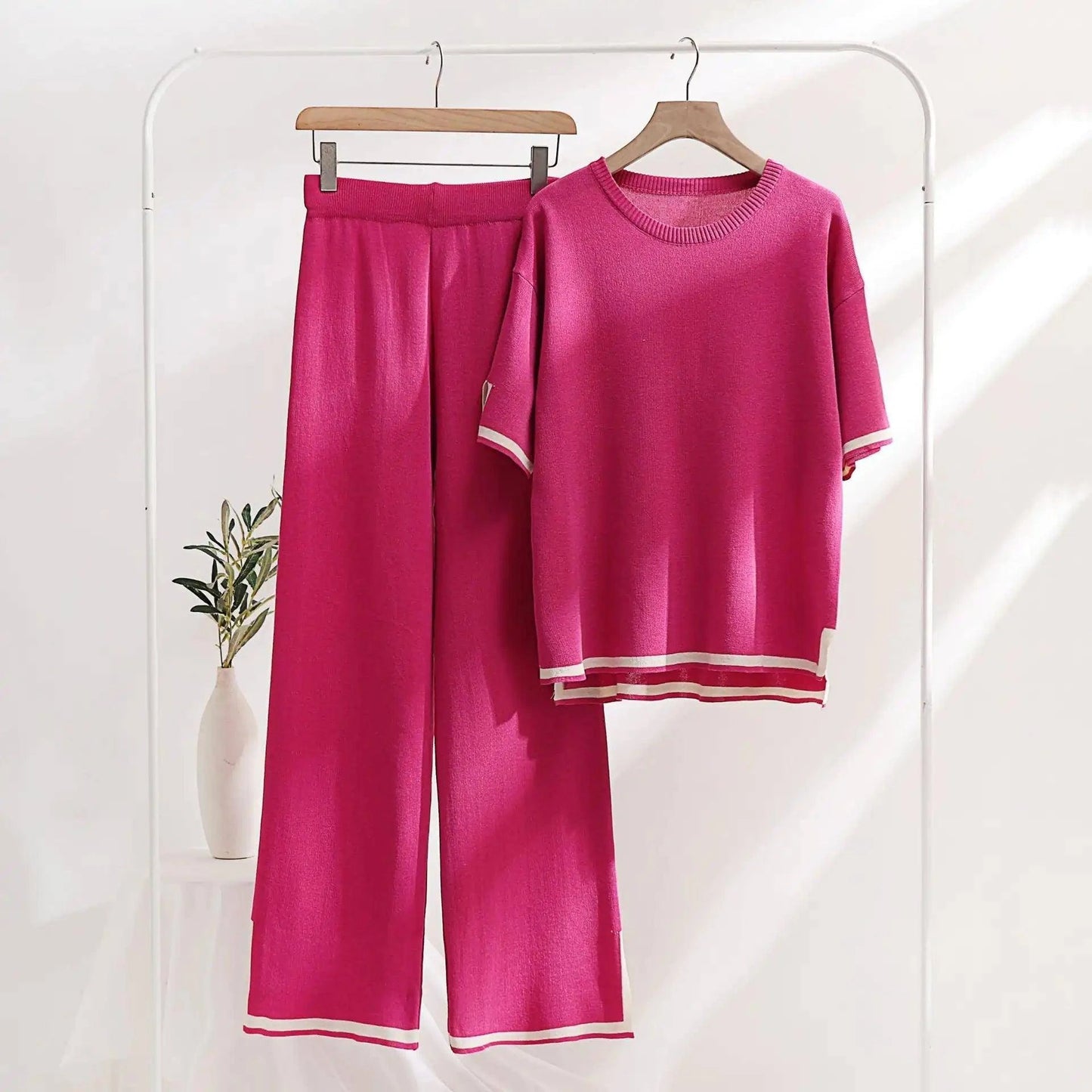 Unwind in Luxury: Discover the Ultimate Comfort with Our Stylish Women's Loungewear - Home Kartz