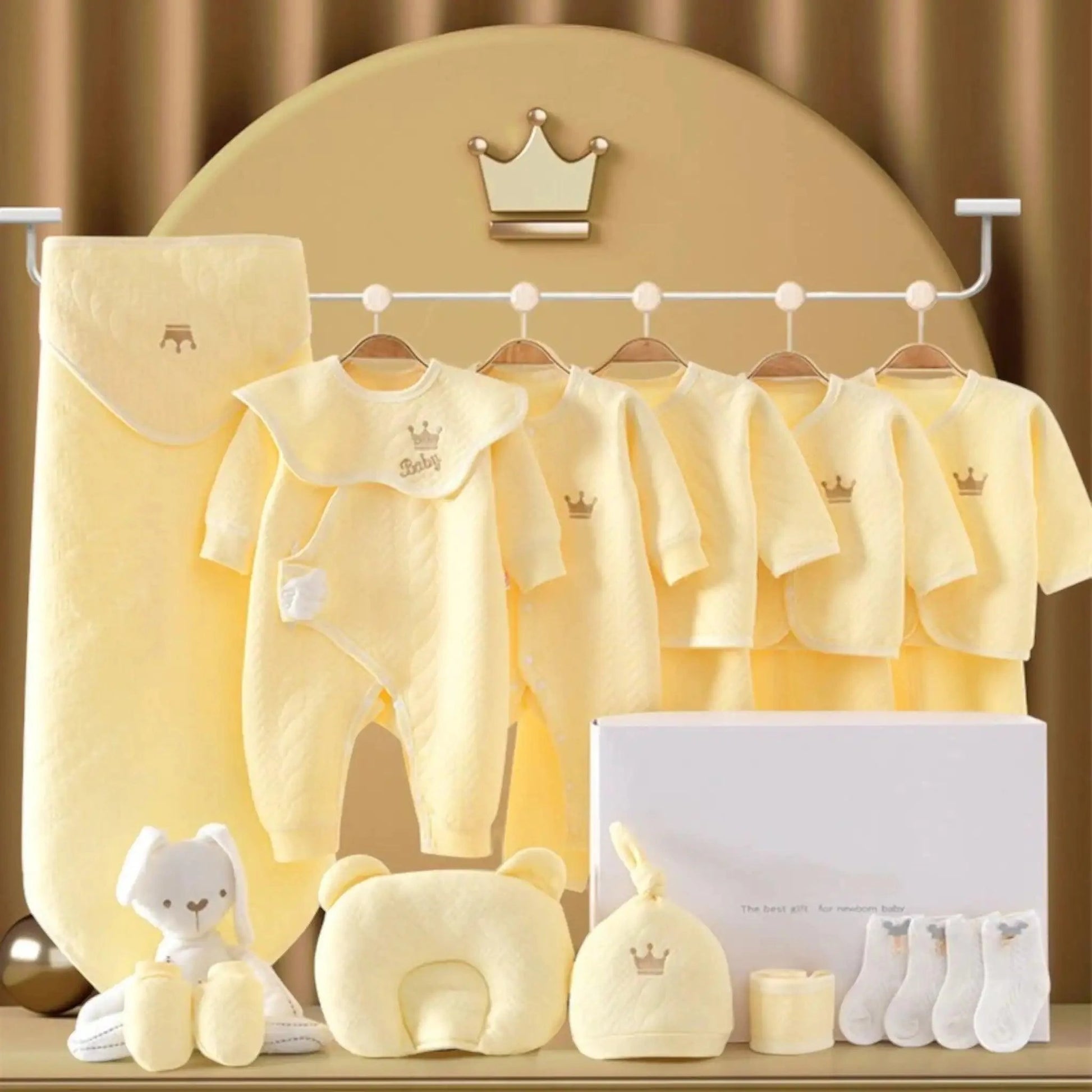 6 Item Bundle: Welcome Your Newborn with Our Baby Luxe Gift Set - Home Kartz