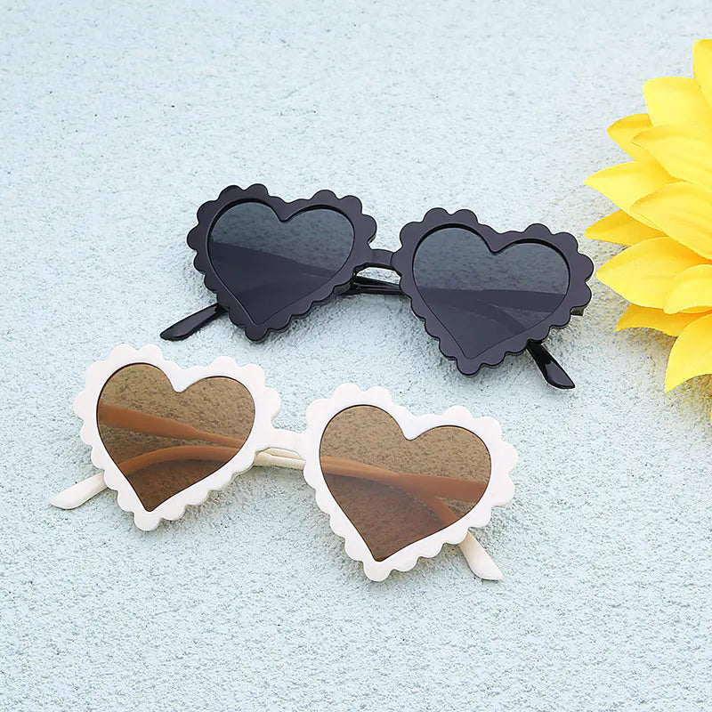 Heart-Shaped Fun Meets Ultimate Eye Safety: Introducing the Lovable Lookers Cartoon Sunglasses for Kids! - Home Kartz
