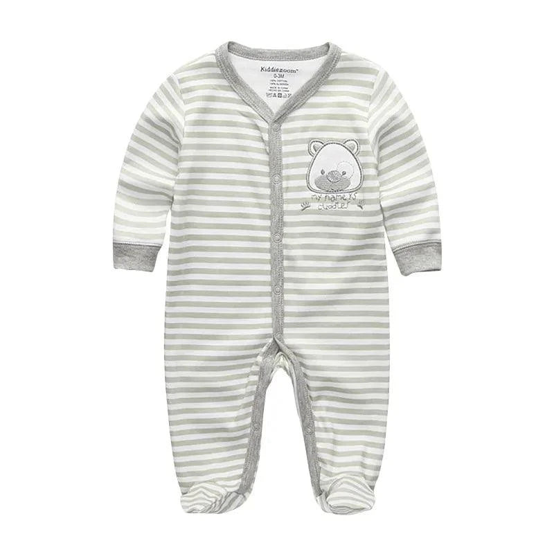 Embrace Autumn Elegance with Our Newborn Full Sleeve Clothing Set – Perfect for Your Little One!